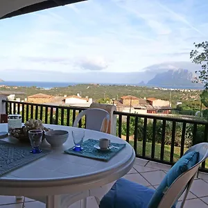 Casa vacanze Vista Mare E Tavolara, Porto San Paolo (Sardinia)
