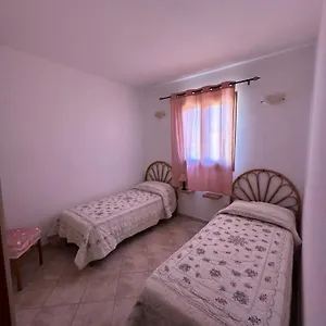 Casa vacanze Il Girasole, Porto San Paolo (Sardinia)